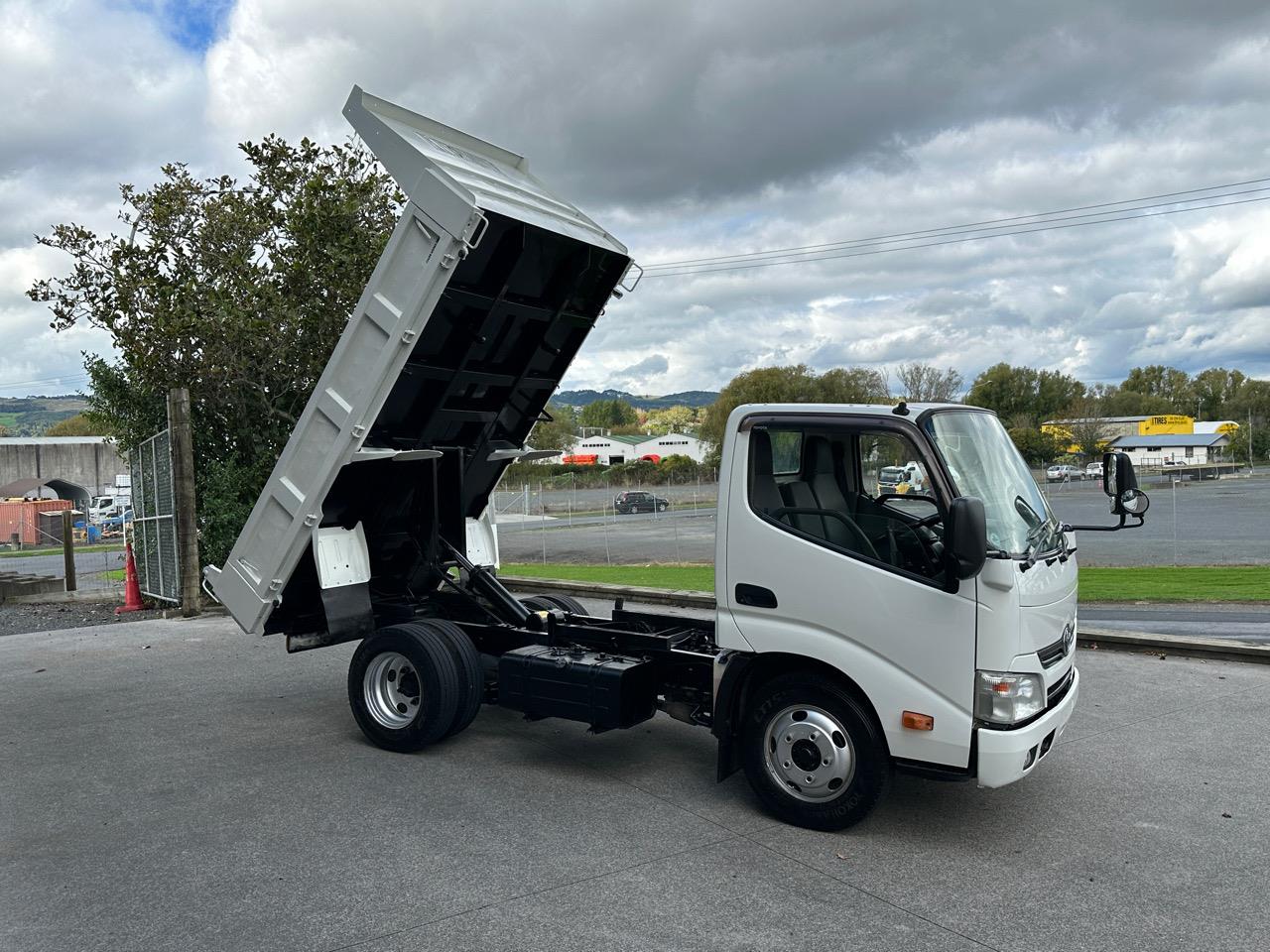 2015 Toyota DYNA